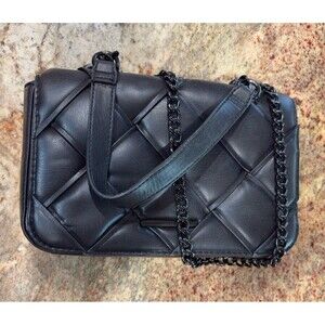 ALDO Black Crossbody Bag Purse With Shoulder Chain Zip Pocket 6"Tall 9.5" Wide